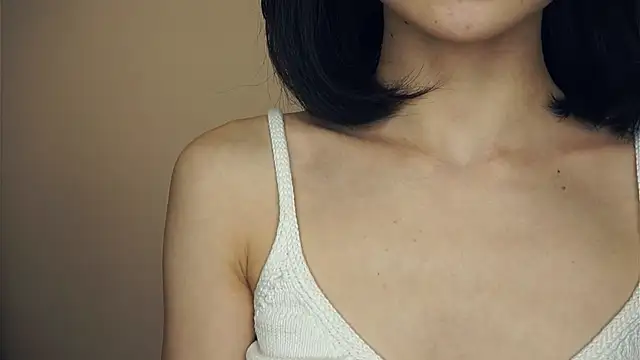 VeronaCritchlow online show from February 15, 2025, 10:33 am