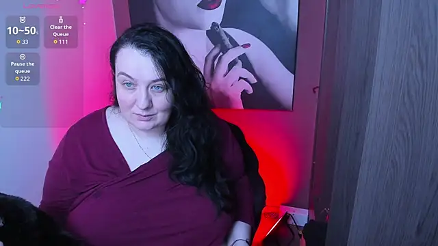 QueenOfHaze online show from January 7, 2026, 8:28 am