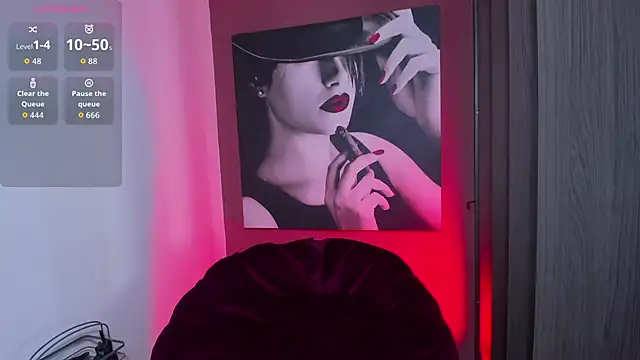 QueenOfHaze online show from April 27, 2026, 8:23 am