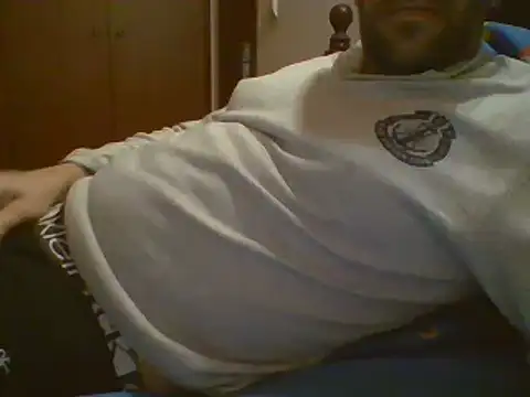 Snapshot of _tuga_man_ chatting on March 10, 2025, 10:55 pm  tuga man  online show from March 10, 2025, 10:55 pm