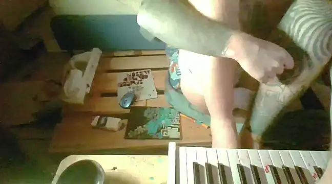 Snapshot of Damn_bro23 chatting on January 23, 2025, 10:33 pm Damn bro23 online show from January 23, 2025, 10:33 pm