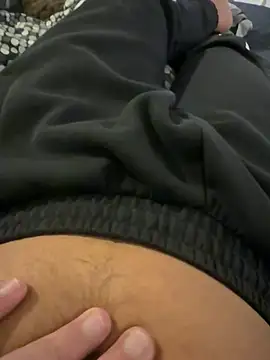 Snapshot of damien020 chatting on February 9, 2025, 5:22 pm damien020 online show from February 9, 2025, 5:22 pm