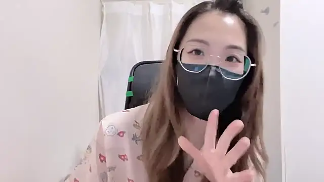 Chu1314 online show from October 17, 2025, 3:36 pm