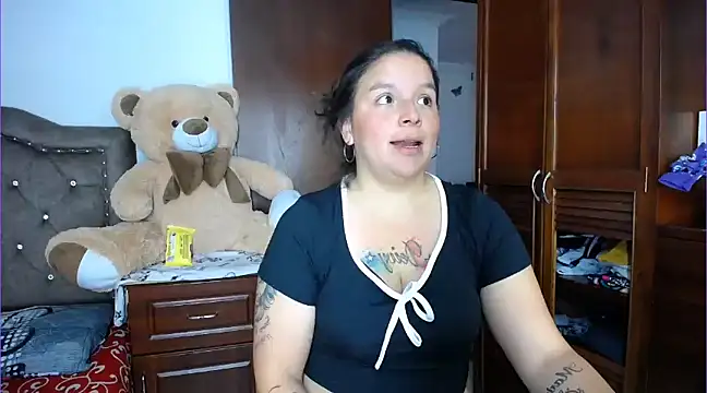 Kristin milk online show from March 4, 2025, 12:33 pm