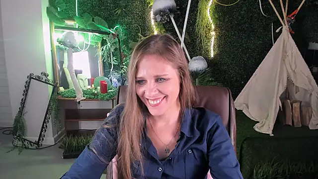 EmiliaBedy online show from February 5, 2025, 12:17 pm