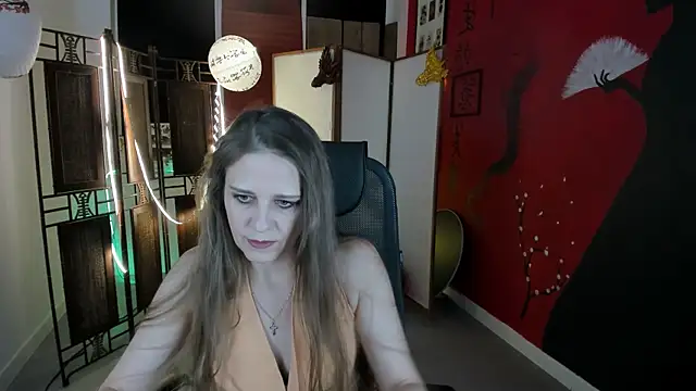 EmiliaBedy online show from February 28, 2025, 9:04 am