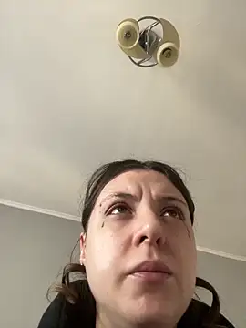 Snapshot of bunnythetailor chatting on February 25, 2025, 8:14 am bunnythetailor online show from February 25, 2025, 8:14 am