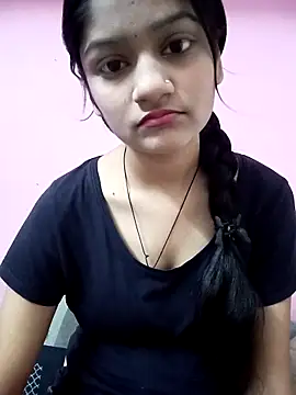 Snapshot of Tanu-00 chatting on October 2, 2025, 1:40 pm Tanu-00 online show from October 2, 2025, 1:40 pm