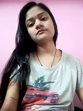 Snapshot of Tanu-00 chatting on October 7, 2025, 3:31 pm Tanu-00 online show from October 7, 2025, 3:31 pm