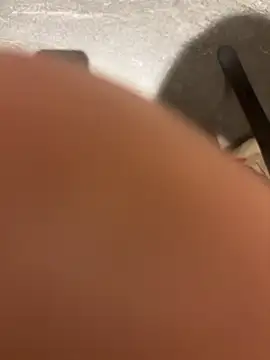 Snapshot of Phil_6677 chatting on October 15, 2025, 3:06 am Phil 6677 online show from October 15, 2025, 3:06 am