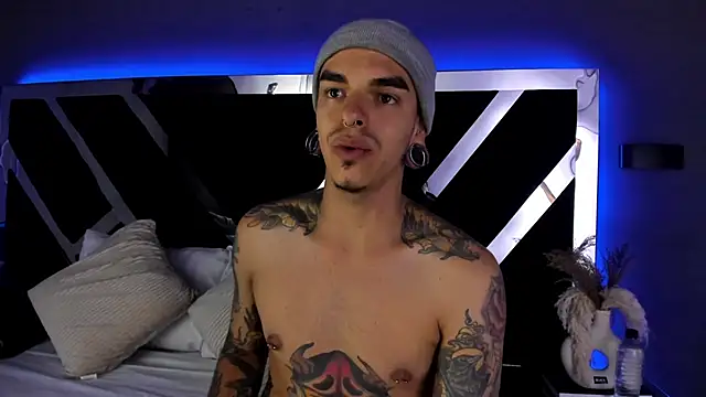 Snapshot of kaletattoo chatting on March 6, 2025, 3:13 am kaletattoo online show from March 6, 2025, 3:13 am