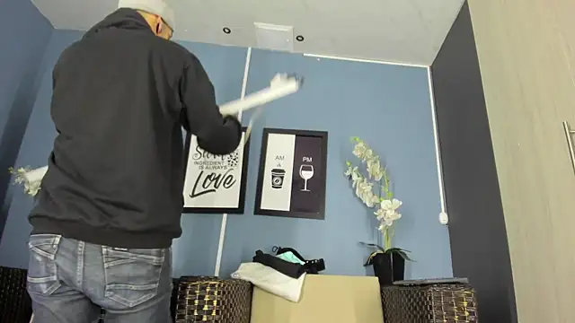 kaletattoo online show from December 22, 2025, 11:07 am