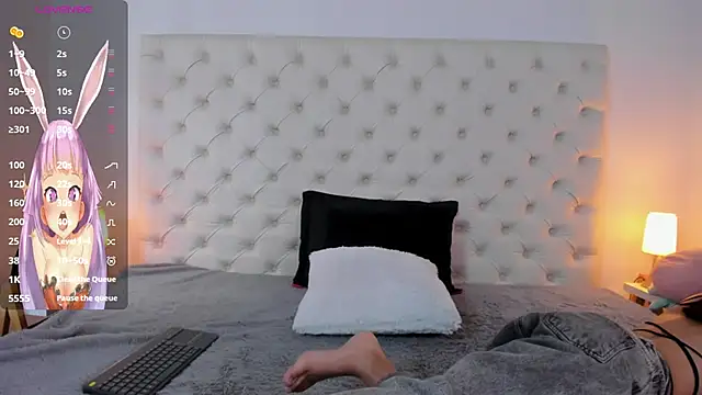 esmeralda06 online show from February 4, 2025, 6:49 pm