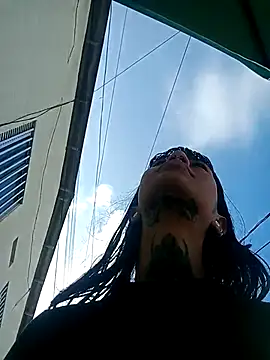 esmeralda06 online show from December 17, 2025, 1:17 pm