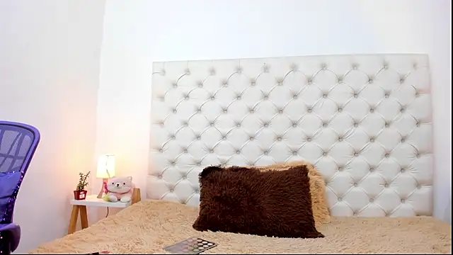 esmeralda06 online show from March 7, 2026, 3:53 pm