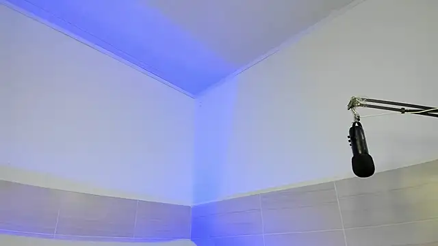 Ximena  1 online show from February 20, 2025, 1:51 pm