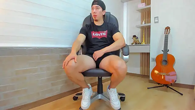 Snapshot of Tombarden chatting on November 27, 2025, 7:16 pm Tombarden online show from November 27, 2025, 7:16 pm