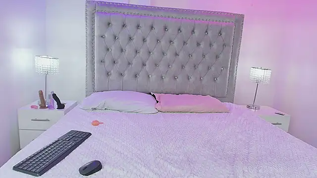 Milu ballmer online show from March 19, 2025, 12:12 pm