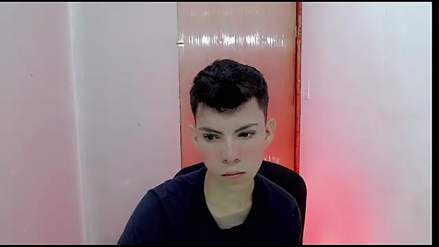 Alexxx lov online show from February 12, 2025, 12:33 pm