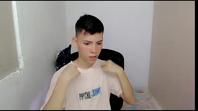 Alexxx lov online show from March 19, 2025, 12:56 pm