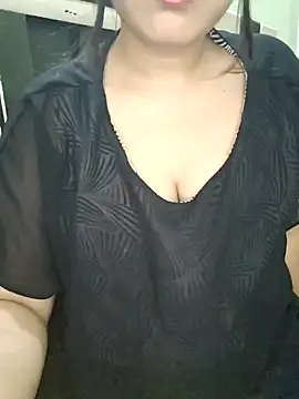 Snapshot of JANVI_MISHRA1 chatting on June 5, 2026, 6:35 pm JANVI MISHRA1 online show from June 5, 2026, 6:35 pm