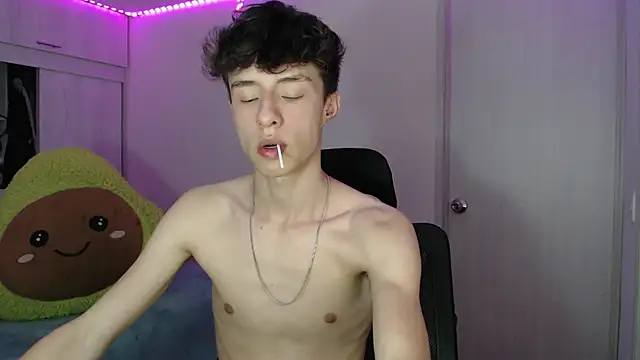 Juanmres online show from April 11, 2026, 12:04 am