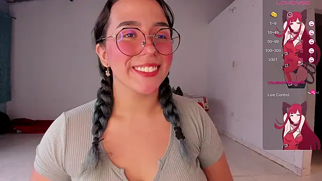 Ludovica6669 online show from February 27, 2025, 8:09 pm