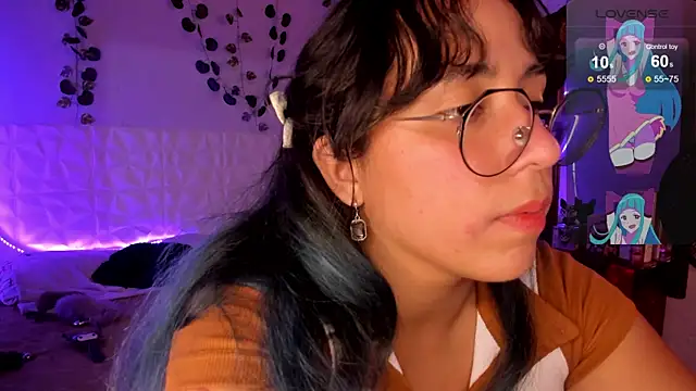 Ludovica6669 online show from March 15, 2025, 11:39 pm