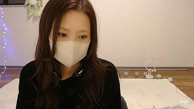 hinano JP online show from October 27, 2025, 12:04 am