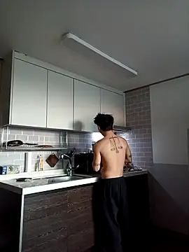 Snapshot of Doh728 chatting on January 25, 2025, 8:31 am Doh728 online show from January 25, 2025, 8:31 am