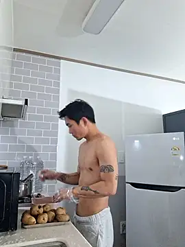 Snapshot of Doh728 chatting on February 22, 2025, 7:23 am Doh728 online show from February 22, 2025, 7:23 am