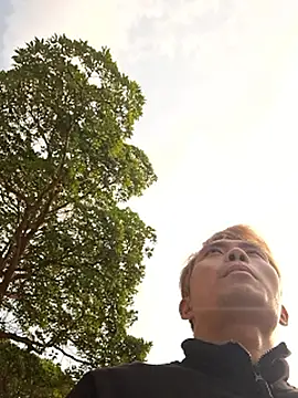 Snapshot of Doh728 chatting on November 2, 2025, 12:35 am Doh728 online show from November 2, 2025, 12:35 am