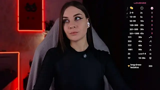 infection  online show from October 17, 2025, 9:50 pm