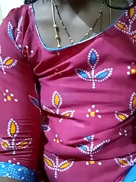 Snapshot of TeluguammayiMahi chatting on February 18, 2025, 6:37 pm TeluguammayiMahi online show from February 18, 2025, 6:37 pm