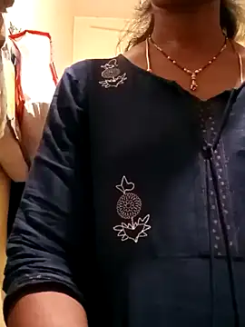 Snapshot of TeluguammayiMahi chatting on February 28, 2025, 5:37 am TeluguammayiMahi online show from February 28, 2025, 5:37 am