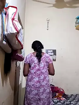 Snapshot of TeluguammayiMahi chatting on March 4, 2025, 9:29 am TeluguammayiMahi online show from March 4, 2025, 9:29 am