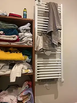 yannusgir33 online show from January 28, 2025, 8:36 am