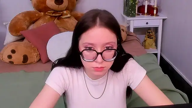 Alikka Shykitty online show from February 5, 2025, 5:41 am