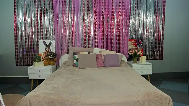 Alikka Shykitty online show from March 18, 2025, 9:42 am