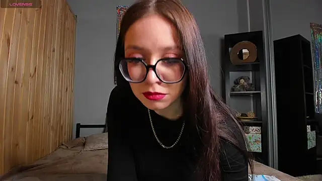 Alikka Shykitty online show from March 21, 2025, 3:33 am