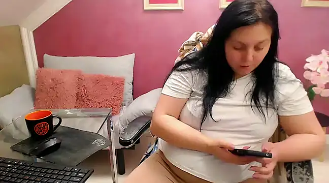 Wetandnaughtyxx online show from February 18, 2025, 11:11 am