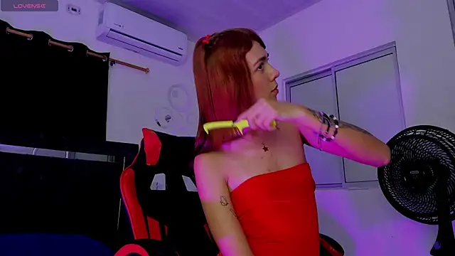 Nicol TransGirl online show from September 27, 2025, 2:27 am