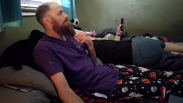 SUCKMEDEEP69 online show from September 28, 2025, 1:27 pm
