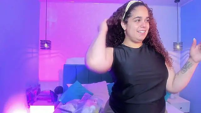 ninna curly online show from November 12, 2025, 4:02 am