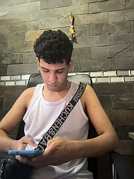 Santiago-Thompson online show from November 23, 2025, 3:01 pm