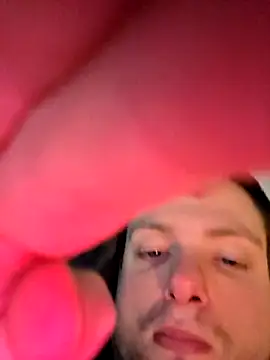 luv2fuk2025 online show from April 11, 2026, 4:33 pm