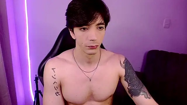 H3ll B0I online show from May 30, 2026, 5:59 am