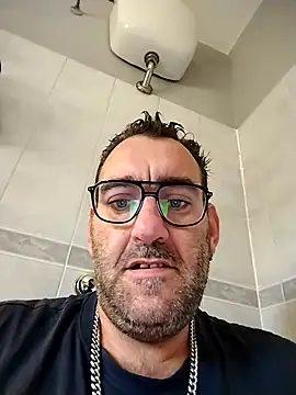 Snapshot of Hardasanut chatting on October 11, 2025, 8:57 am Hardasanut online show from October 11, 2025, 8:57 am