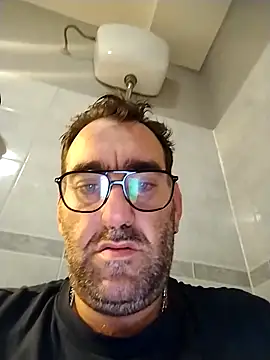 Snapshot of Hardasanut chatting on October 11, 2025, 9:02 pm Hardasanut online show from October 11, 2025, 9:02 pm