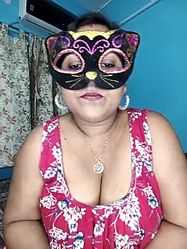 Snapshot of straightthing chatting on October 13, 2025, 7:47 pm straightthing online show from October 13, 2025, 7:47 pm